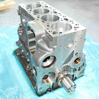 Двигатель SHORT BLOCK ISB4.5 Евро-4/5 SO75422 купить у ЛОРРИ ТРАНС фото двигатель short block isb4.5 евро-4/5 SO75422