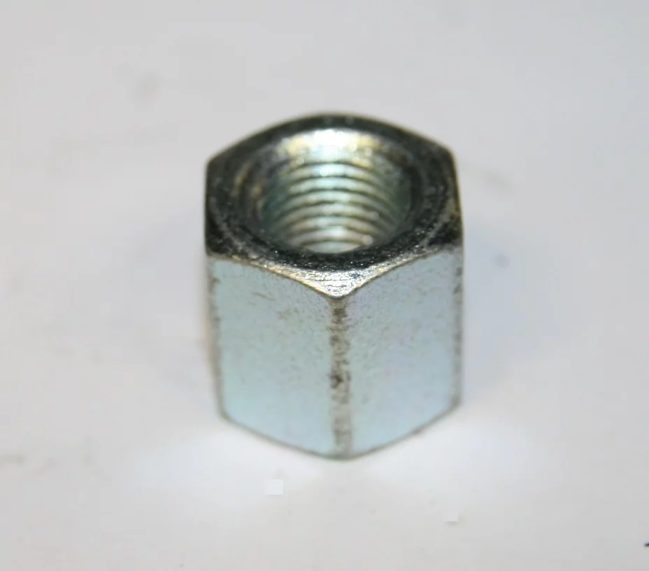 купить Гайка М14х1,5 Н=18 (передней стремянки Зубренок)