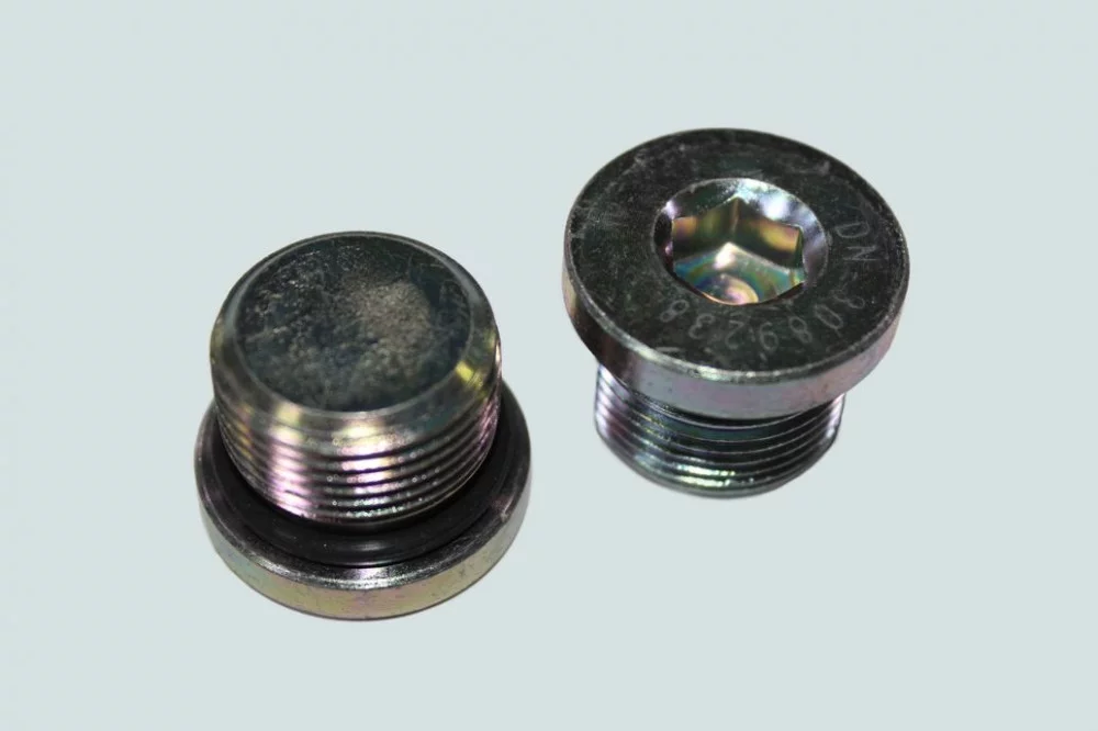 фото пробка резьбов. с кольцом уплот. m22x1.50x20.1 (система охлаждения) isbe dcec 3089238 